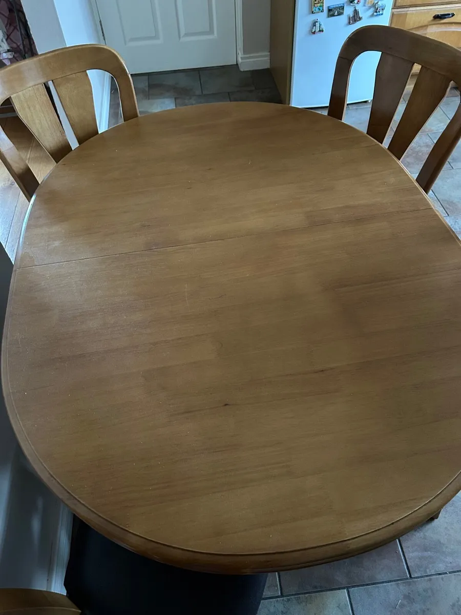 Dining table and chairs - Image 3