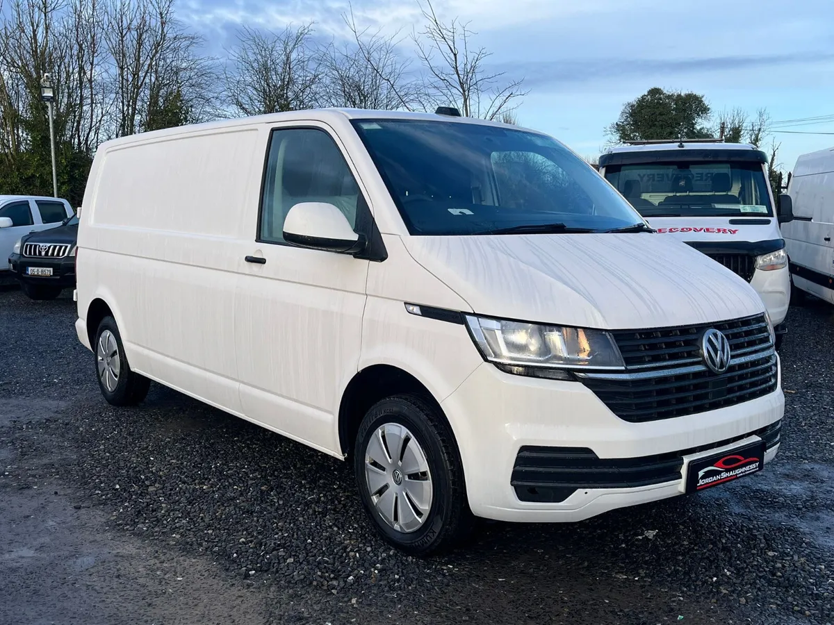 2022 VW TRANSPORTER 150BHP 6 SPEED T6.1 - Image 1