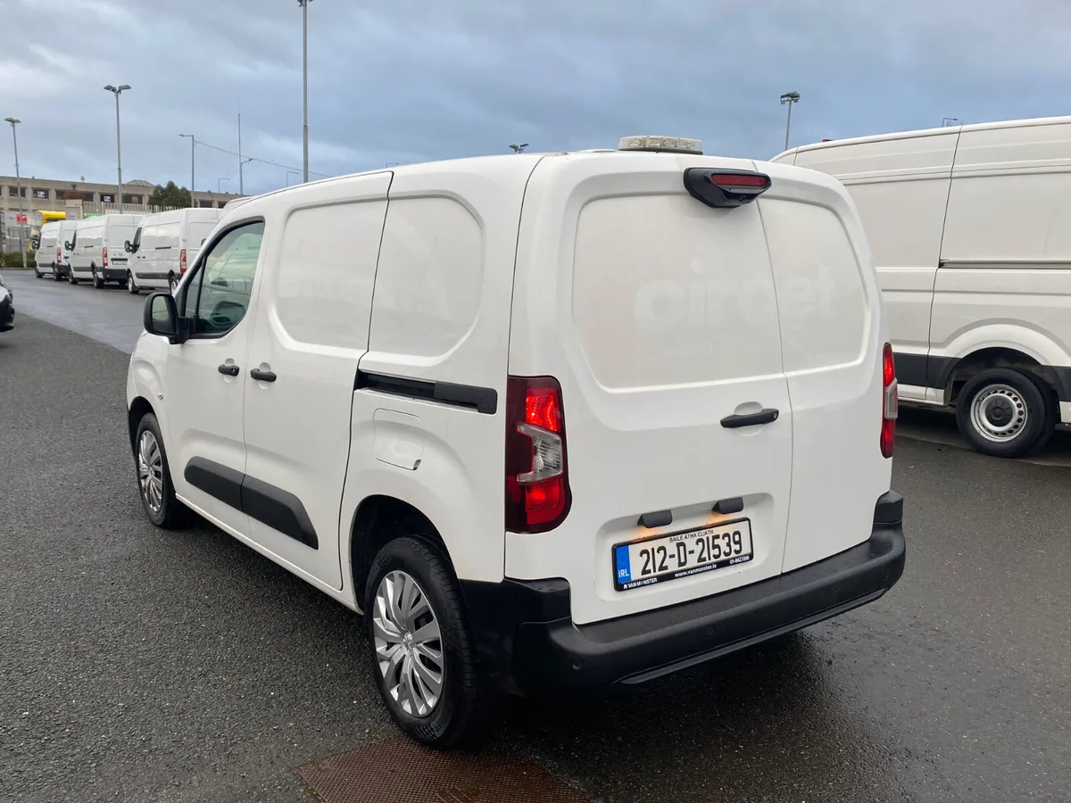 2021 Peugeot Partner Professional 1.5HDI 100BHP - Image 4