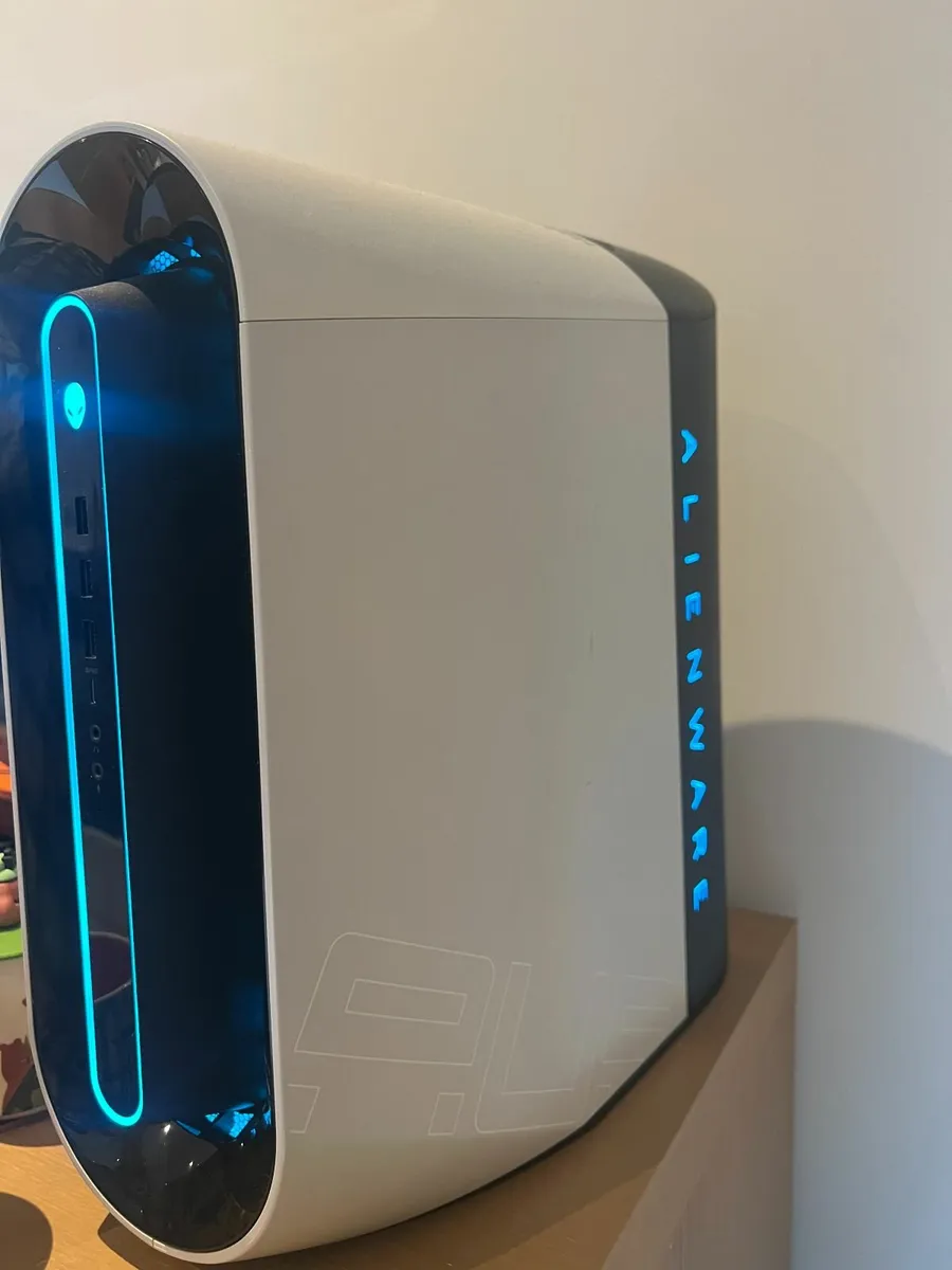 Gaming Desktop Alienware Aurora R12 | RTX 3060 Ti - Image 1