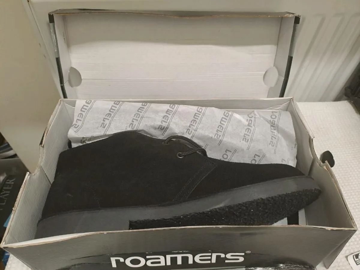 Roamers Black Suede Desert Boots – UK 12 - Image 2