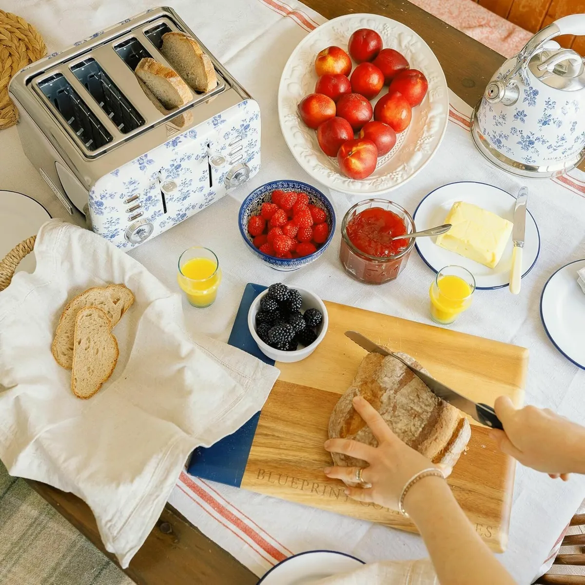 Laura Ashley Rose 4 Slice Toaster By - Multi-Funct - Image 2