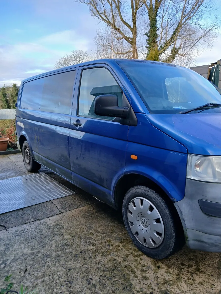 Volkswagen Transporter 2006 - Image 1