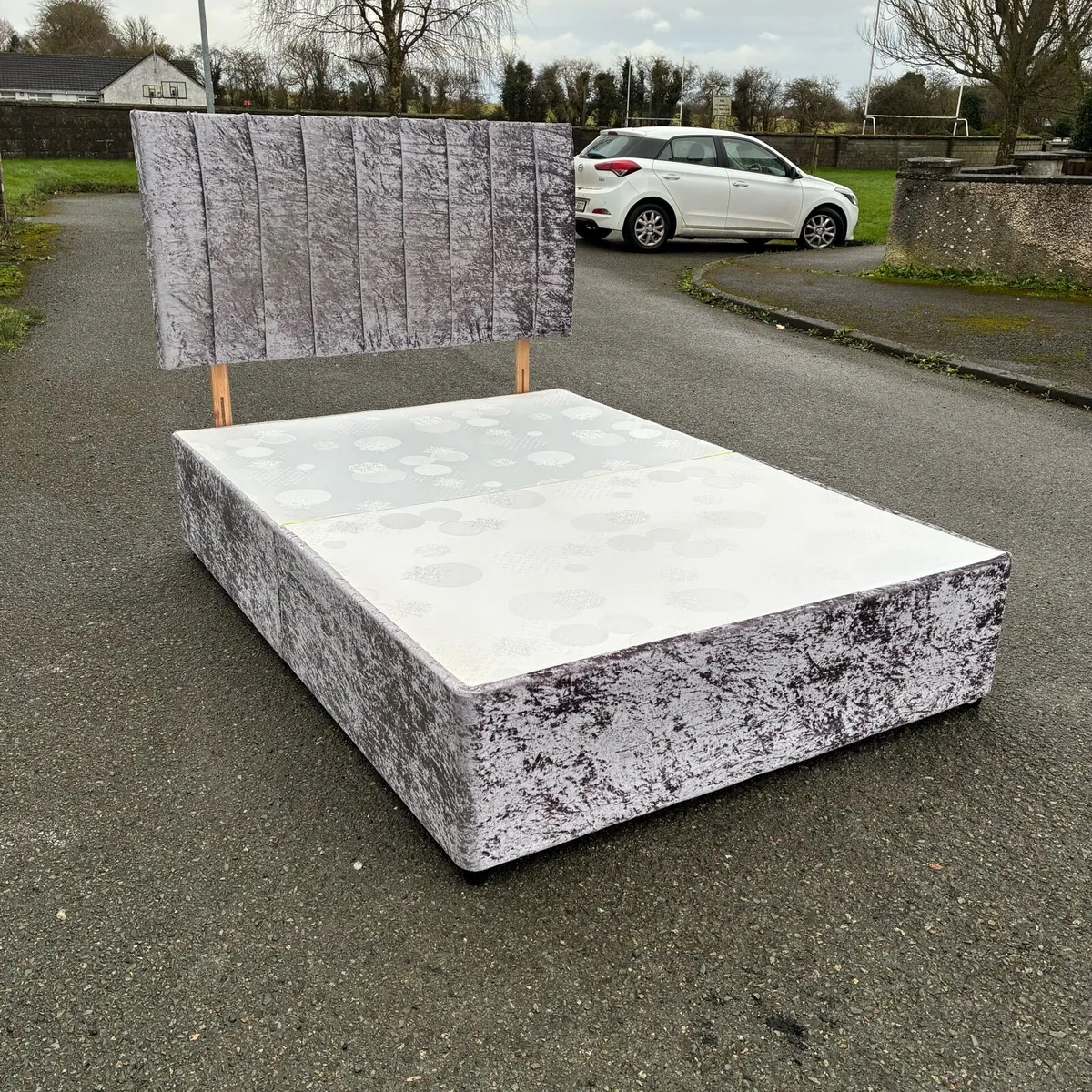 Double Silver Crushed Velvet Base & Headboard - Image 2