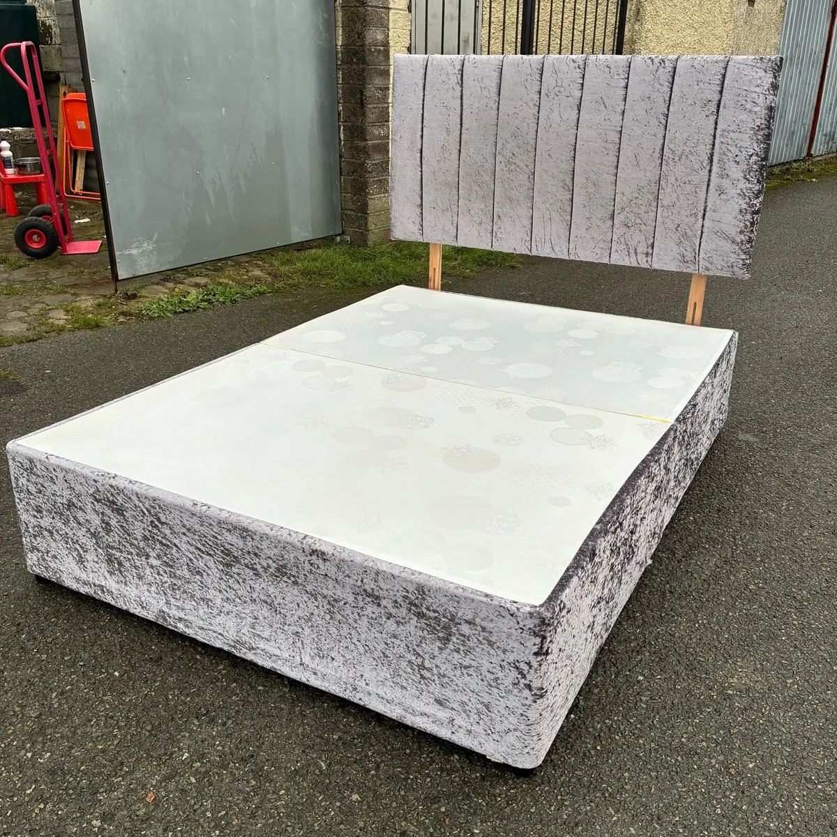 Double Silver Crushed Velvet Base & Headboard - Image 4