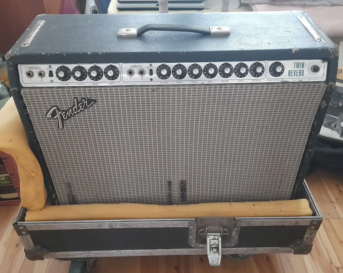Fender Twin Reverb Silverface Amp - Image 2