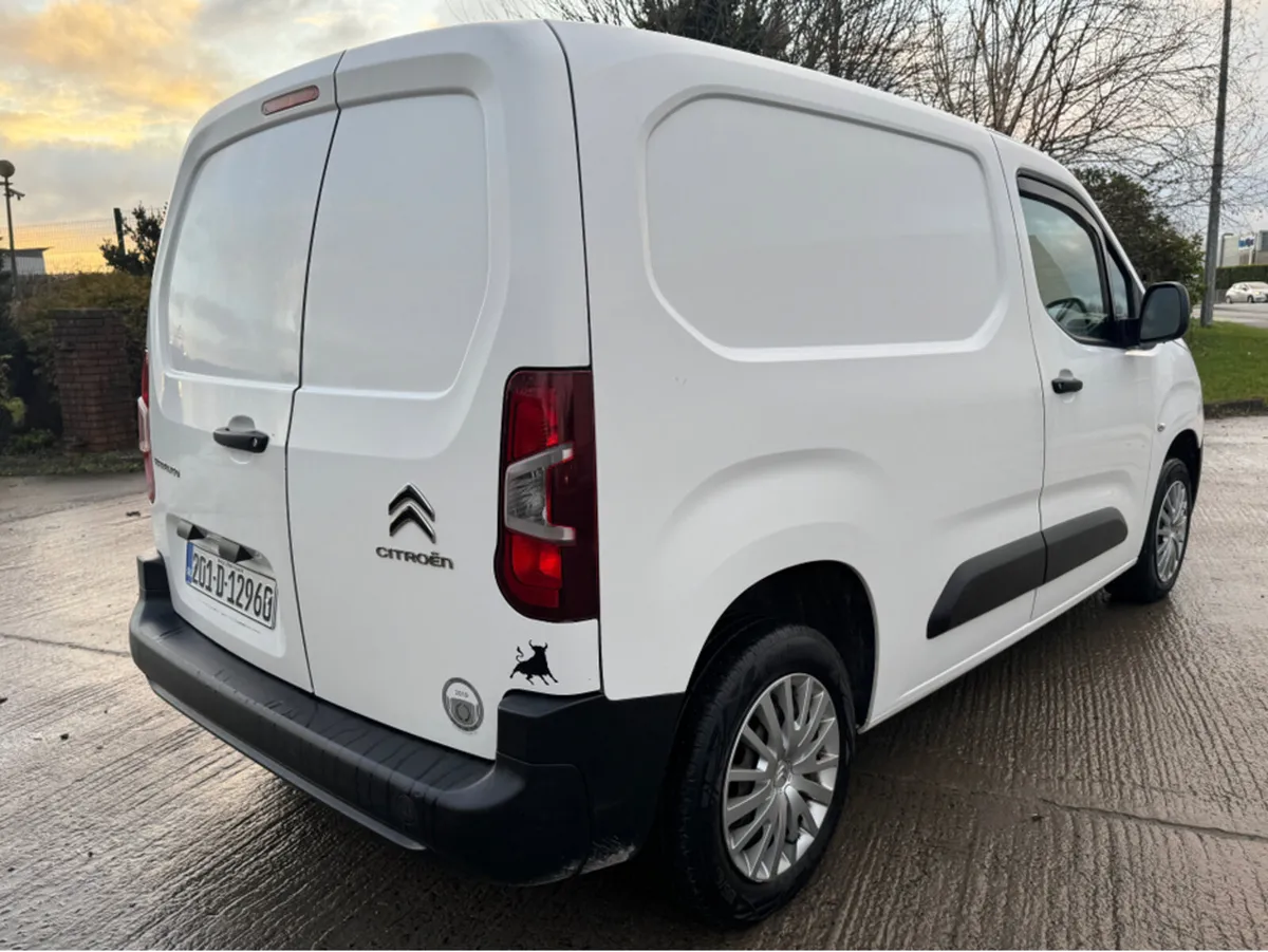 Citroen Berlingo LX 1.5 BLUEHDI 75 650KG M 3 - Image 2