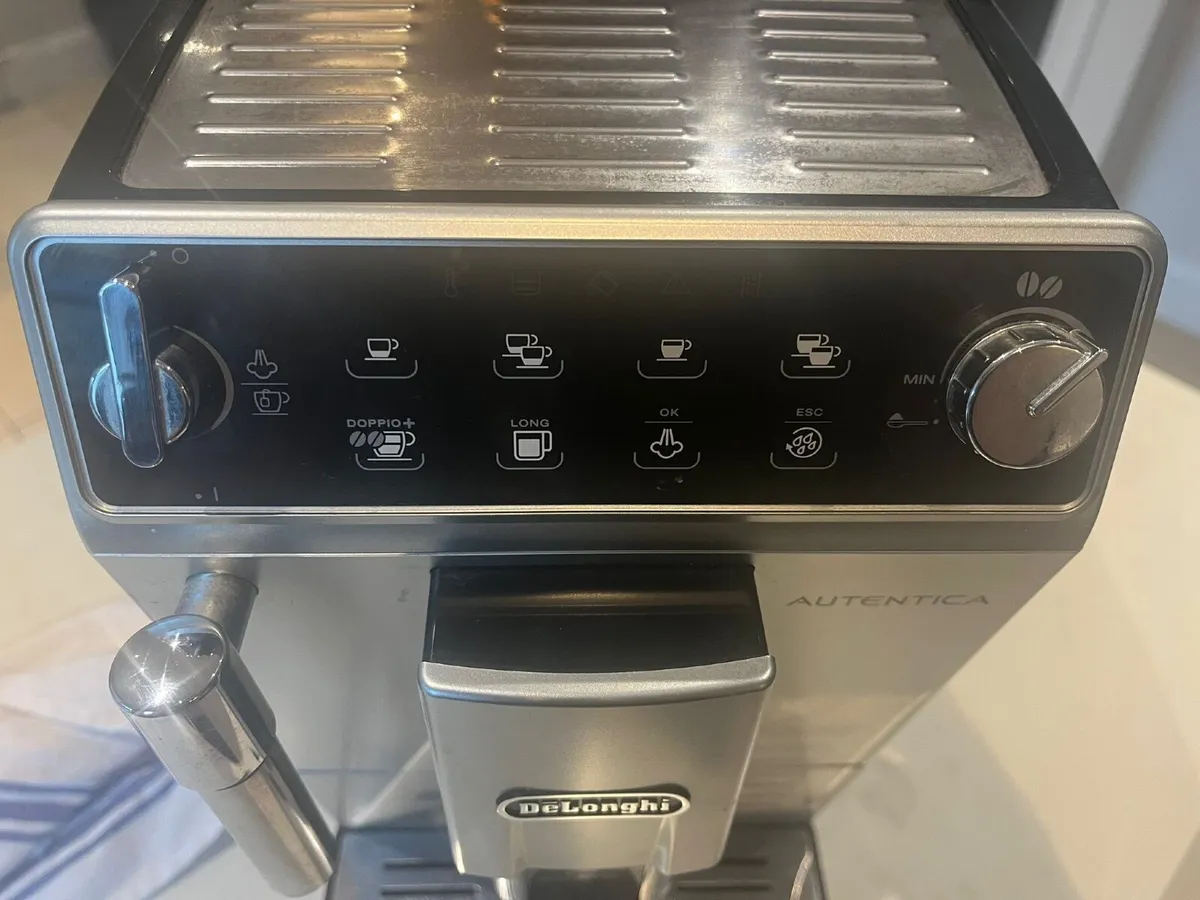 Delonghi bean to cup coffee machine - Image 4
