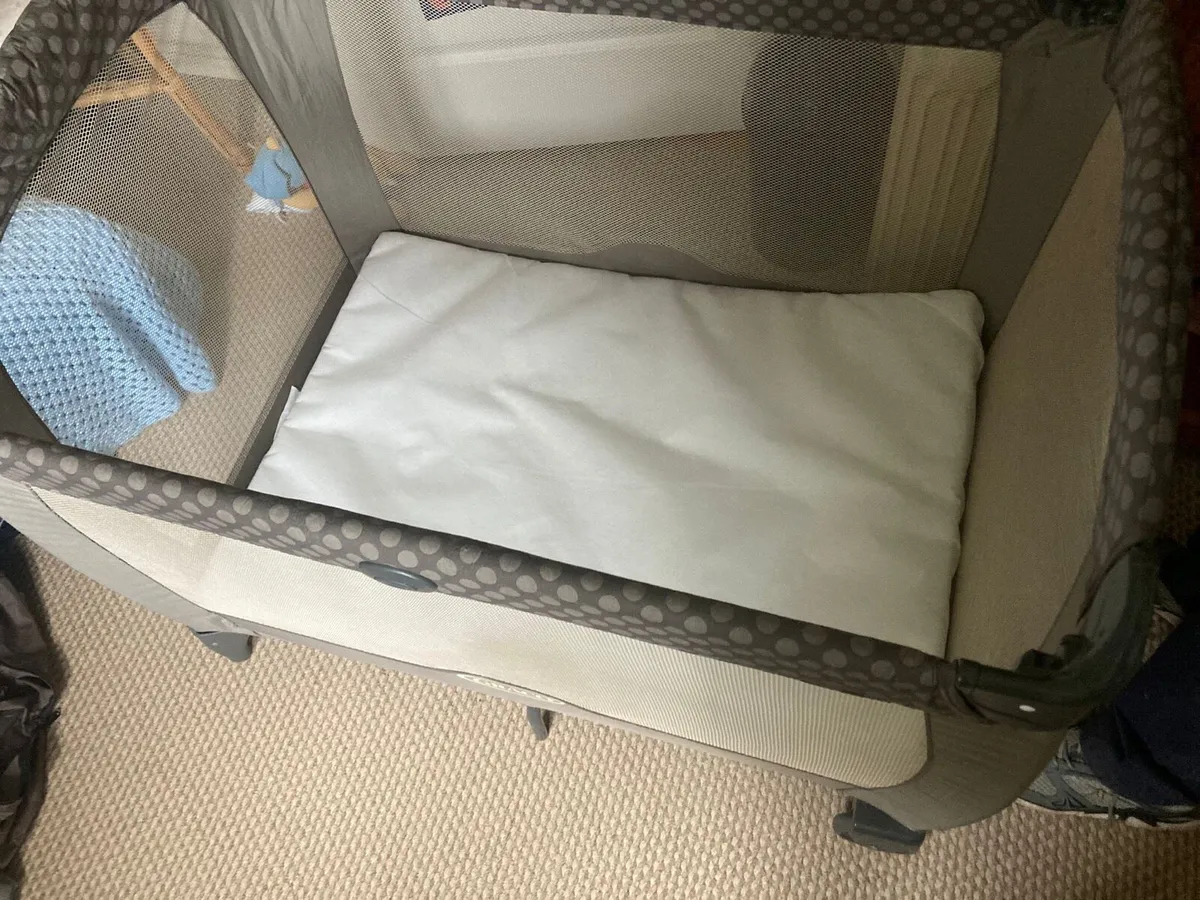 Travel cot GRACO brand - Image 3