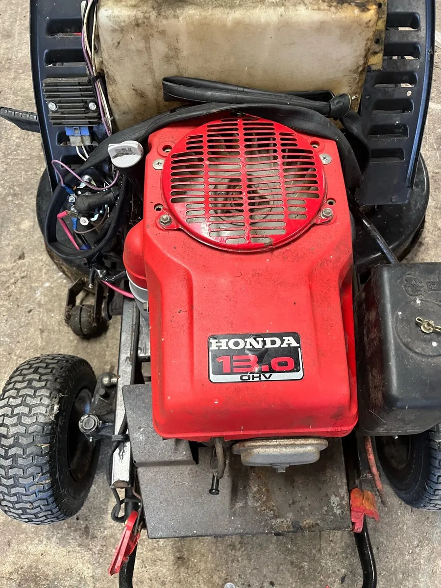 Castelgarden 40” old model - Image 2