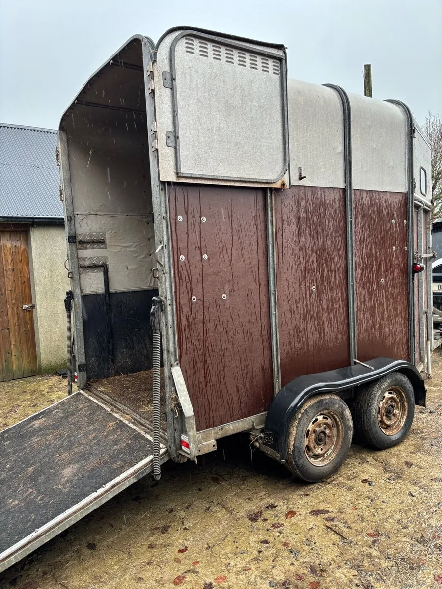 510 horsebox - Image 3