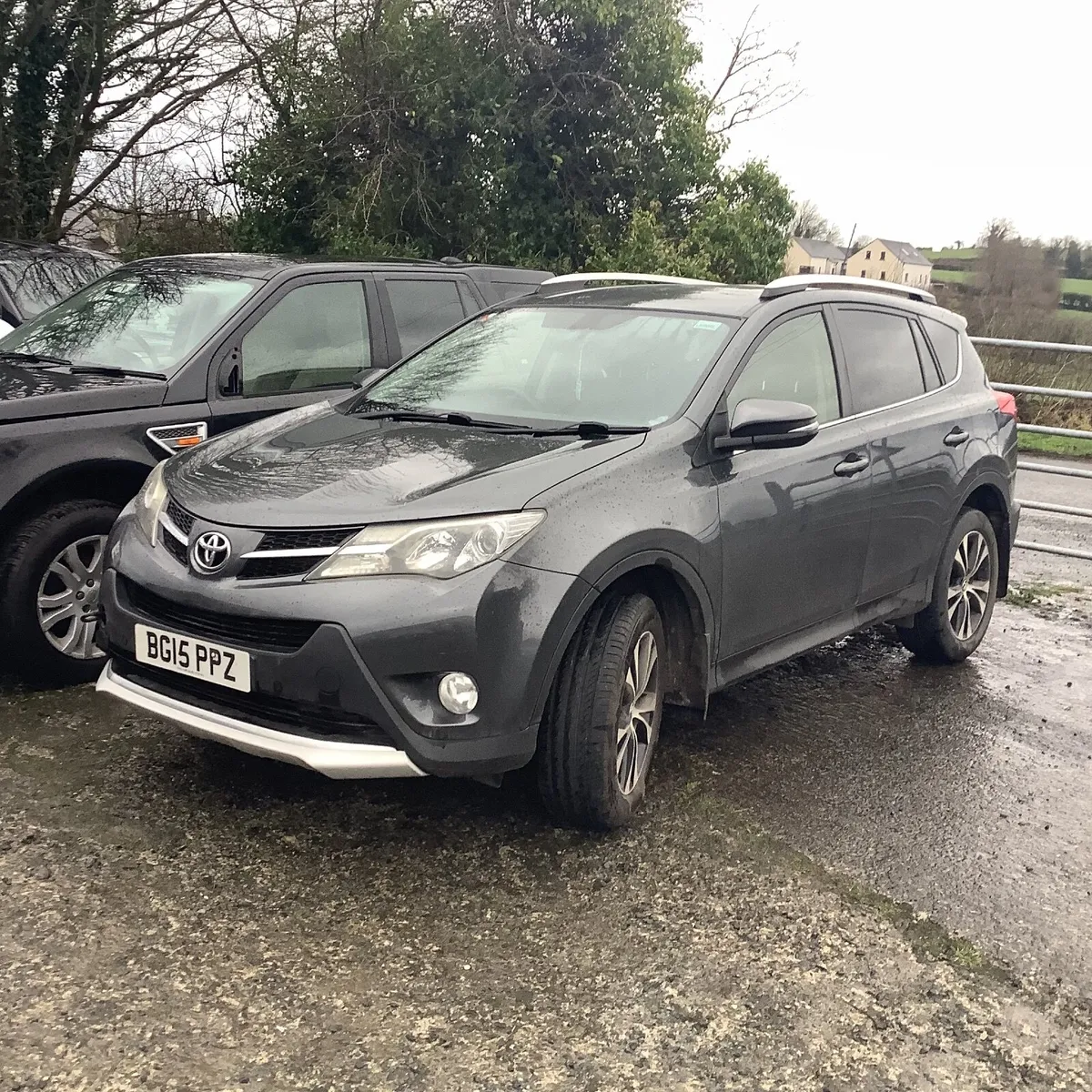 Toyota rav 4 2.2 invincible d-4d 4x4breaking 2015 - Image 1