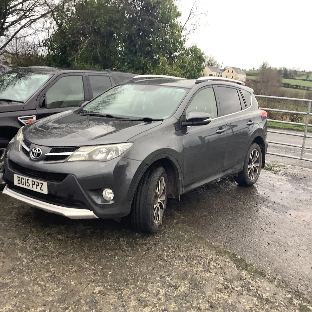 Toyota rav 4 2.2 invincible d-4d 4x4breaking 2015 - Image 1
