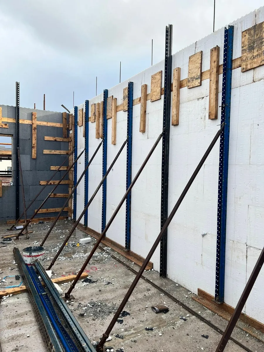 ICF Push/Pull Props - Image 1