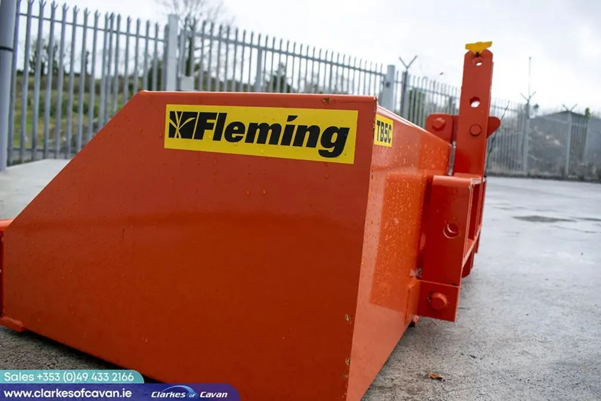 New Fleming Compact 4ft Tipping Transport Box - Image 4