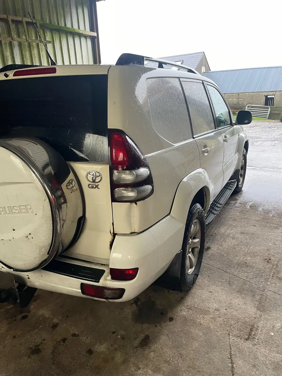 Toyota Land Cruiser - Image 4