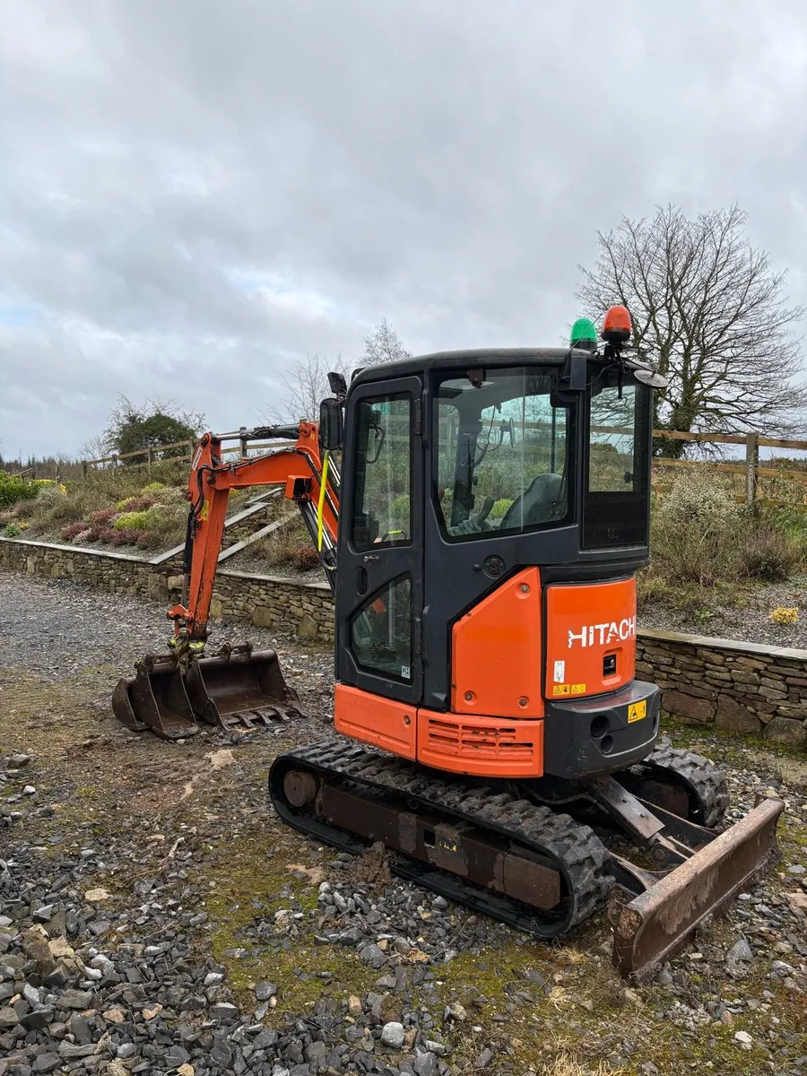 Hitachi 2.6 - Image 4