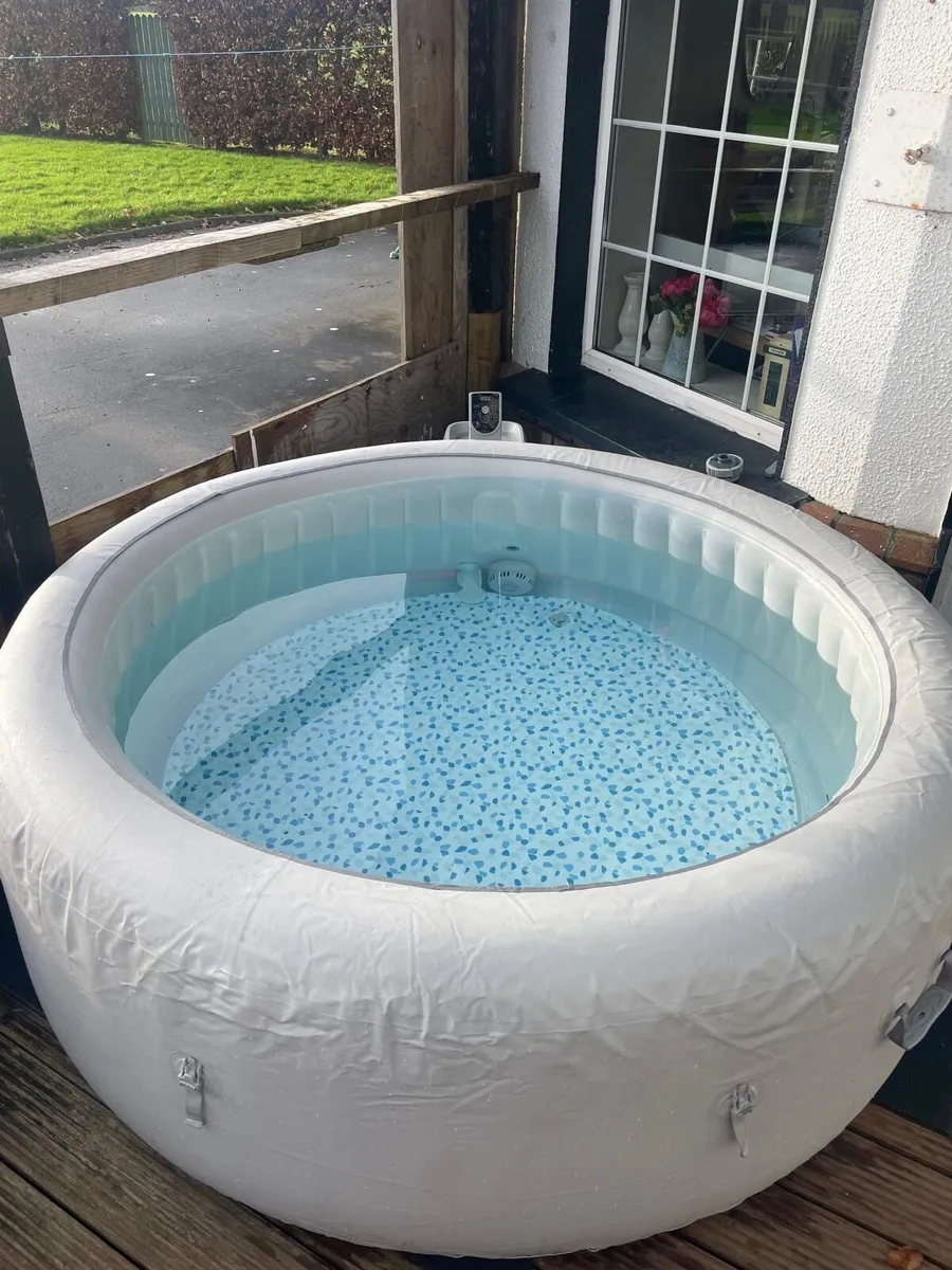 lazy spa hot tub - Image 2