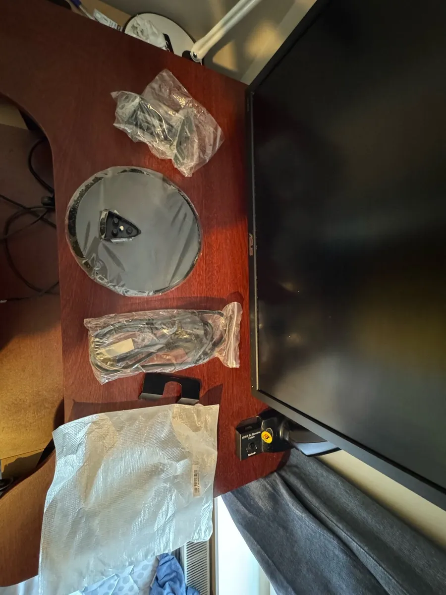 Monitor Screen ASUS 24 inch - Image 2