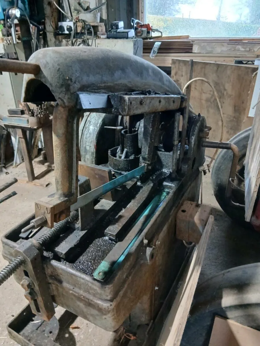 Power hacksaw - Image 4