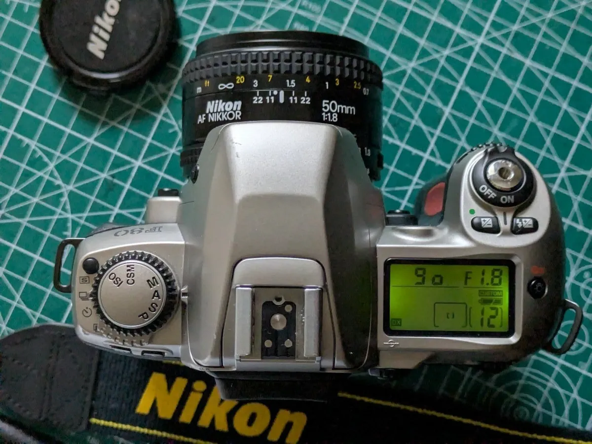 🎞️ Nikon F80  Autofocus film SLR camera +50mm/1.8 - Image 2