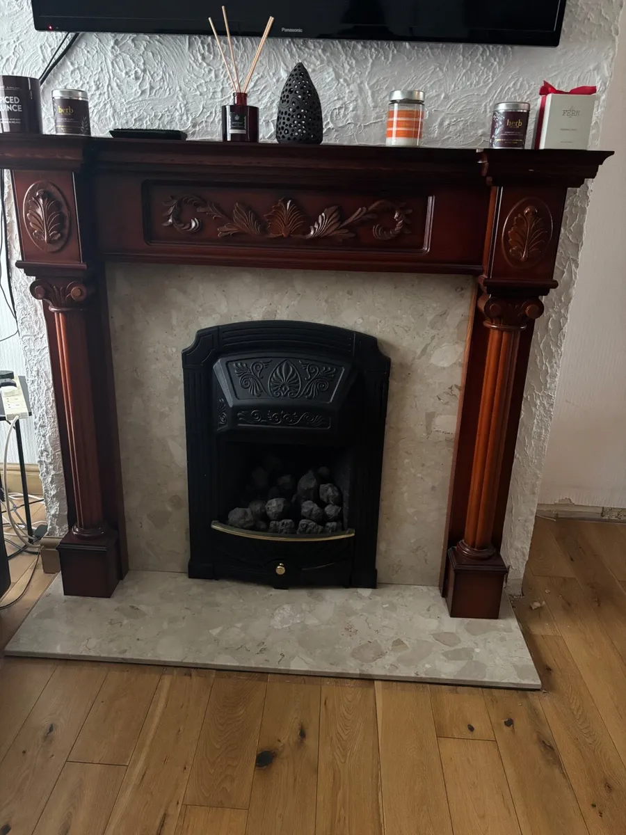Fireplace surround and hearth - Image 1