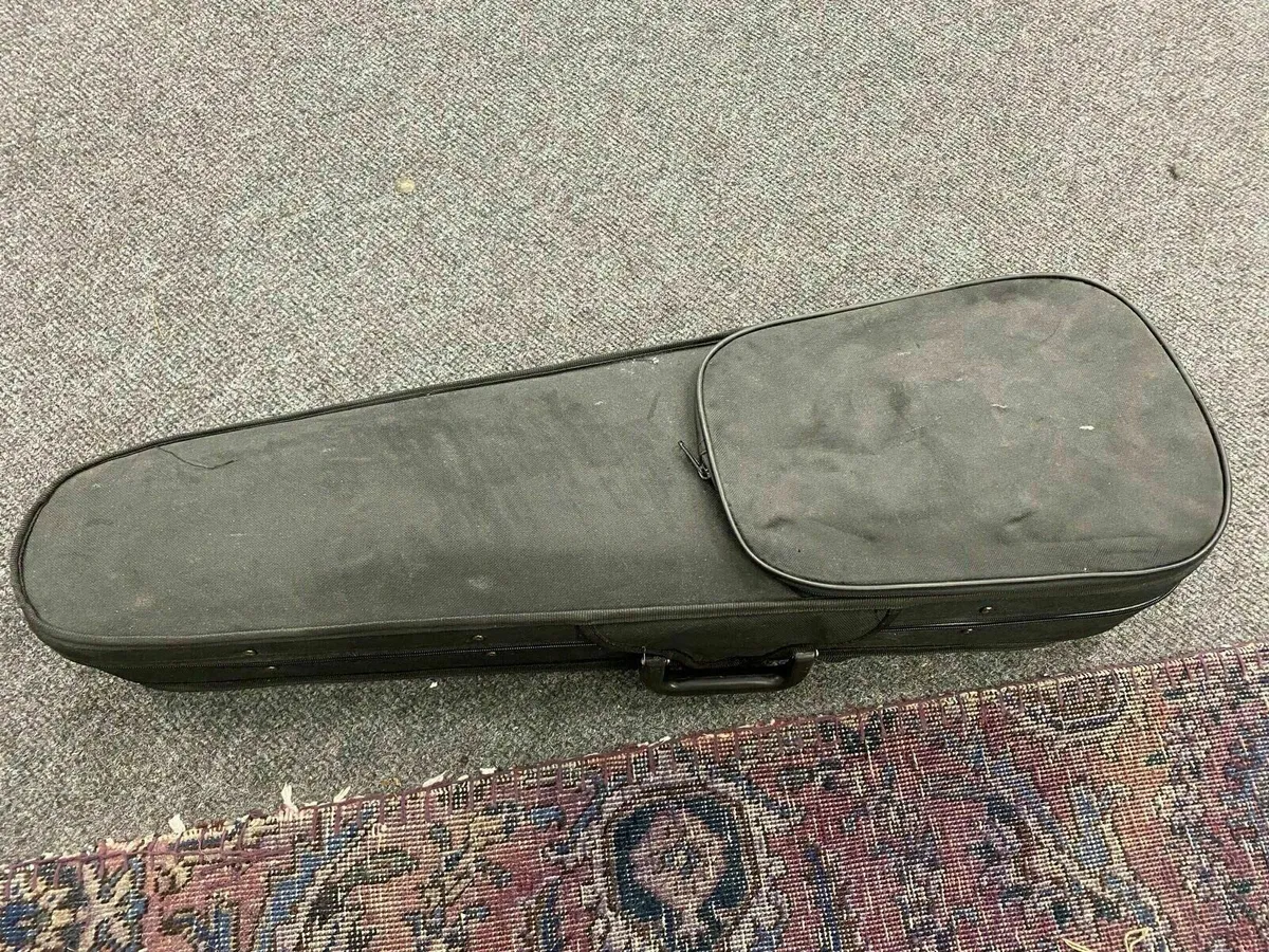 Gear4Music Violin Set - Image 2