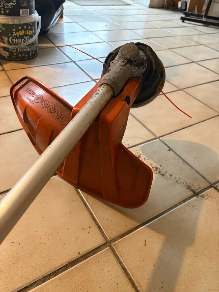 Stihl 42cc petrol brush cutter FS 261C - Image 3