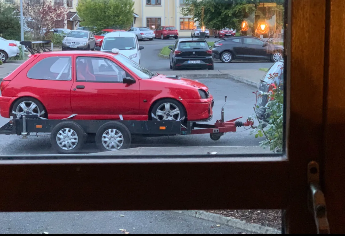 Track car and Trailer - Image 4