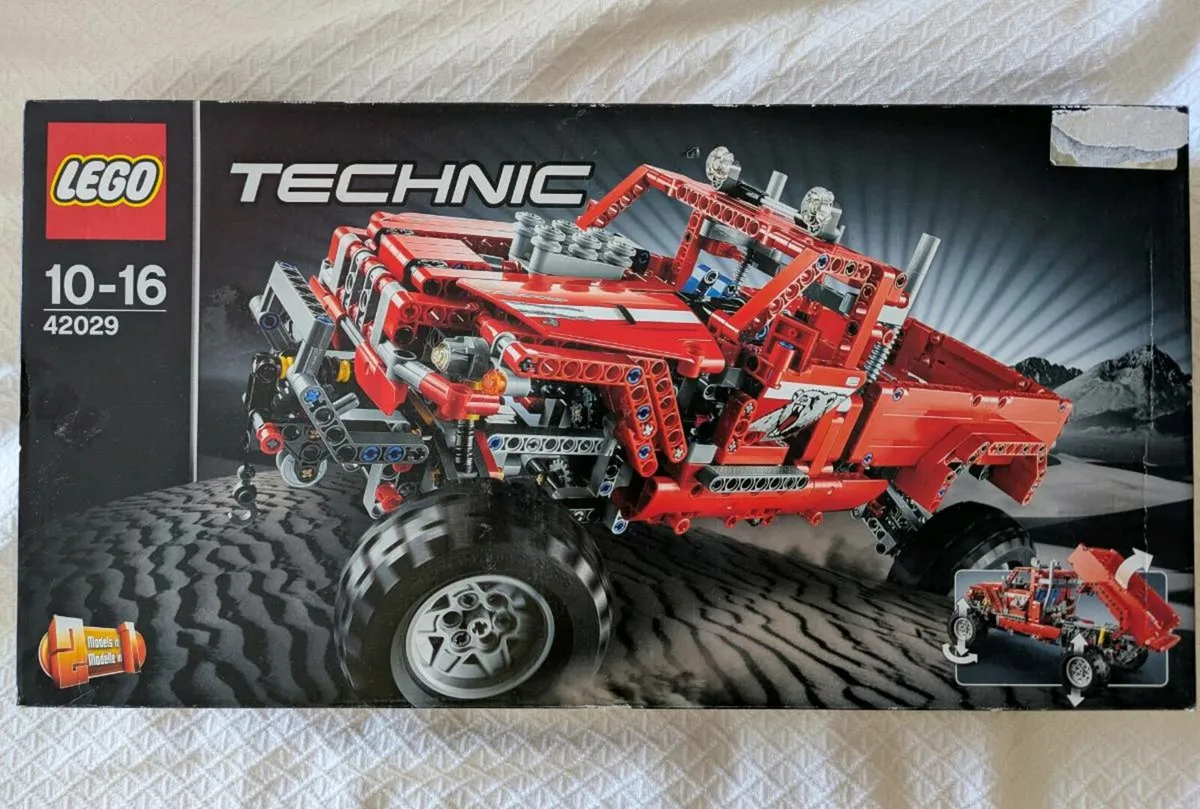 Lego Technic [42029] PichUp Truck - Image 1