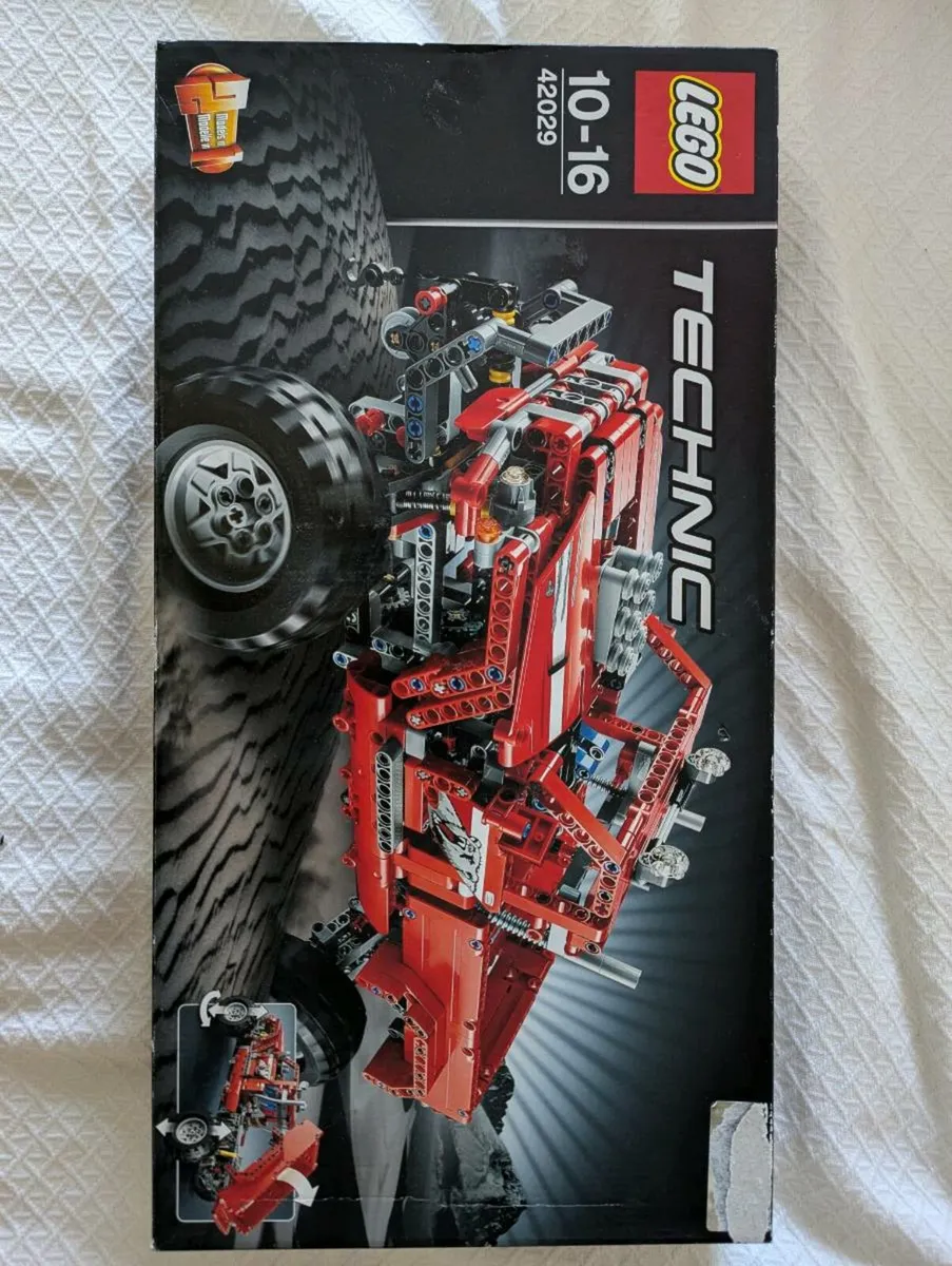 Lego Technic [42029] PichUp Truck - Image 3