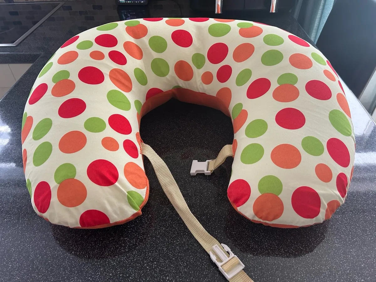 Nursing Pillow / Feeding Pillow / Baby Nest - Image 1