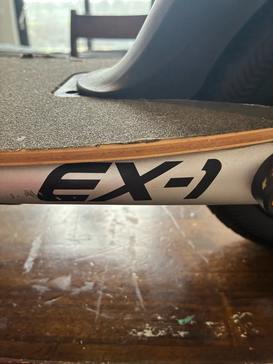 Electric scooter - Image 4