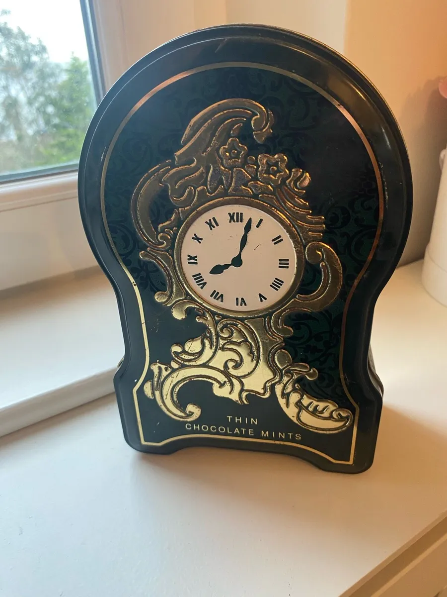 Vintage After Eight Clock Shaped Tin Box - Image 1