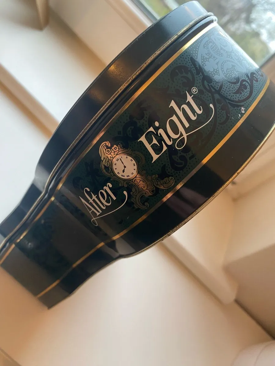 Vintage After Eight Clock Shaped Tin Box - Image 4