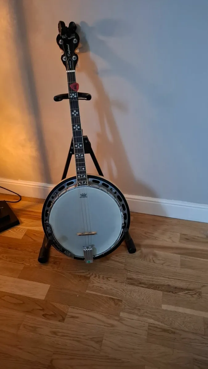 Banjo - Image 1