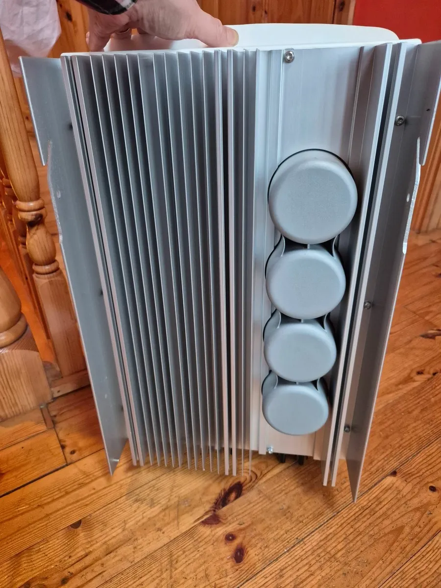 Solis S5 GR1P6K SINGLE PHASE INVERTER - Image 2