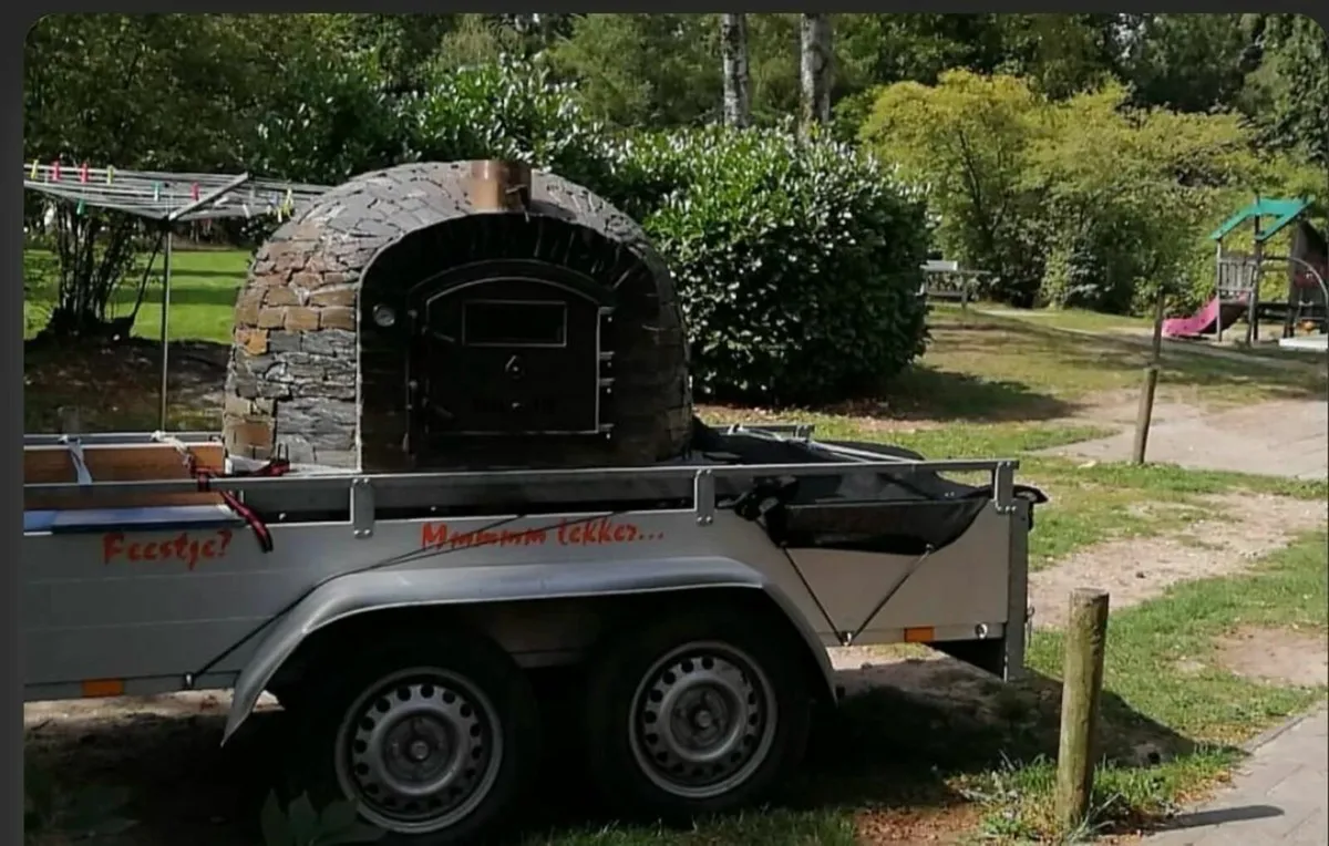 Wood Fired Pizza Oven – Ideal for Mobile Food & Ev - Image 4
