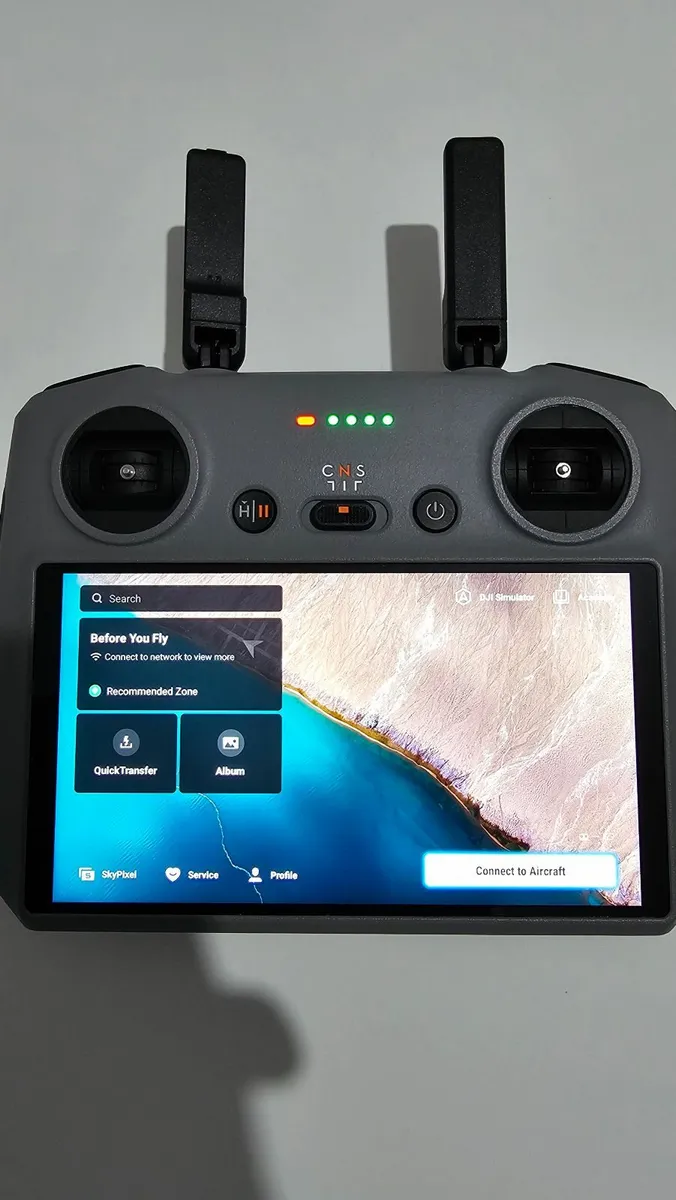 DJI Mini 4 Pro Fly More Combo RC 2 Drone Like New! - Image 3