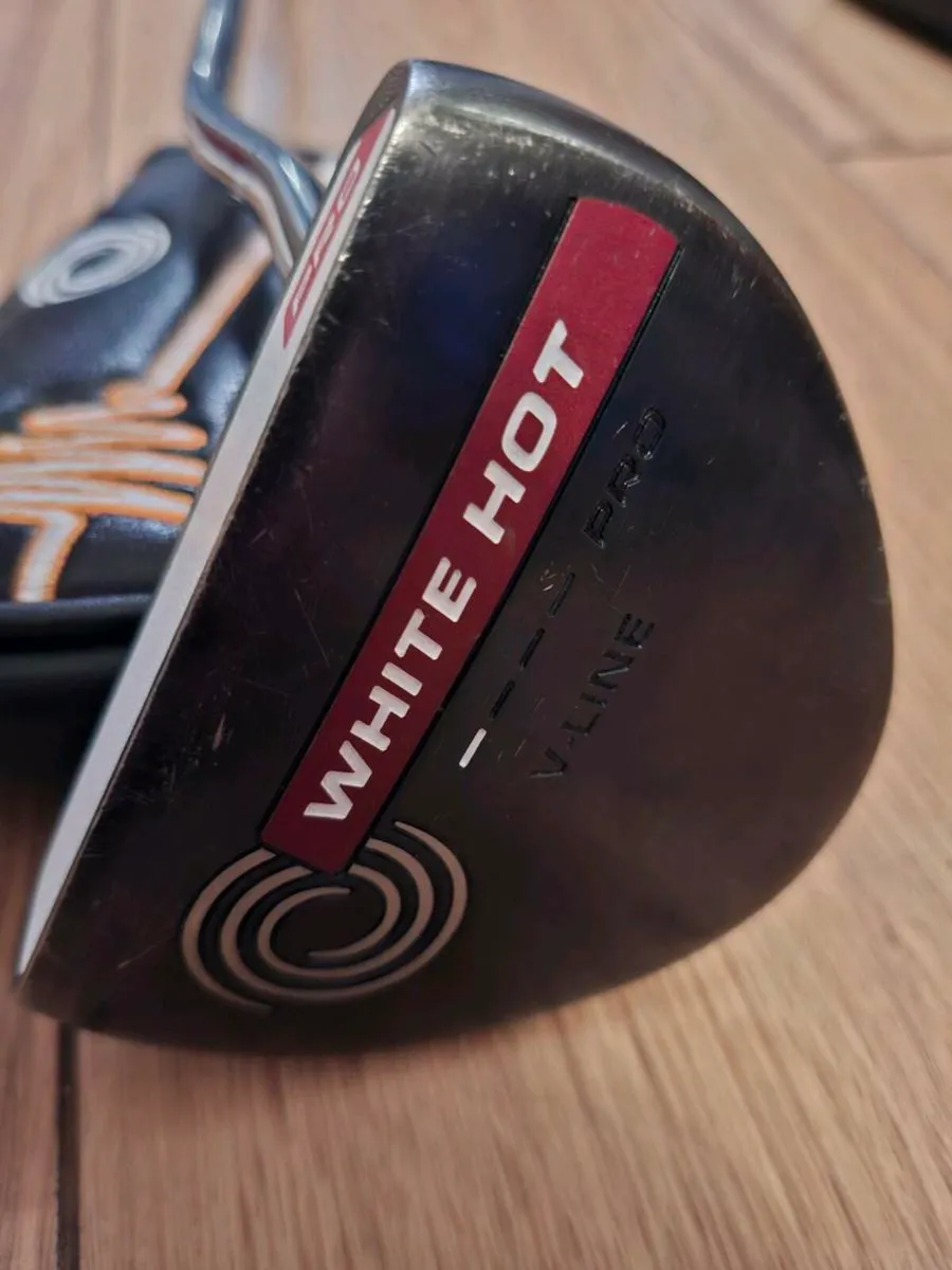 Nice Odyssey White Hot V-Line Putter - Image 3