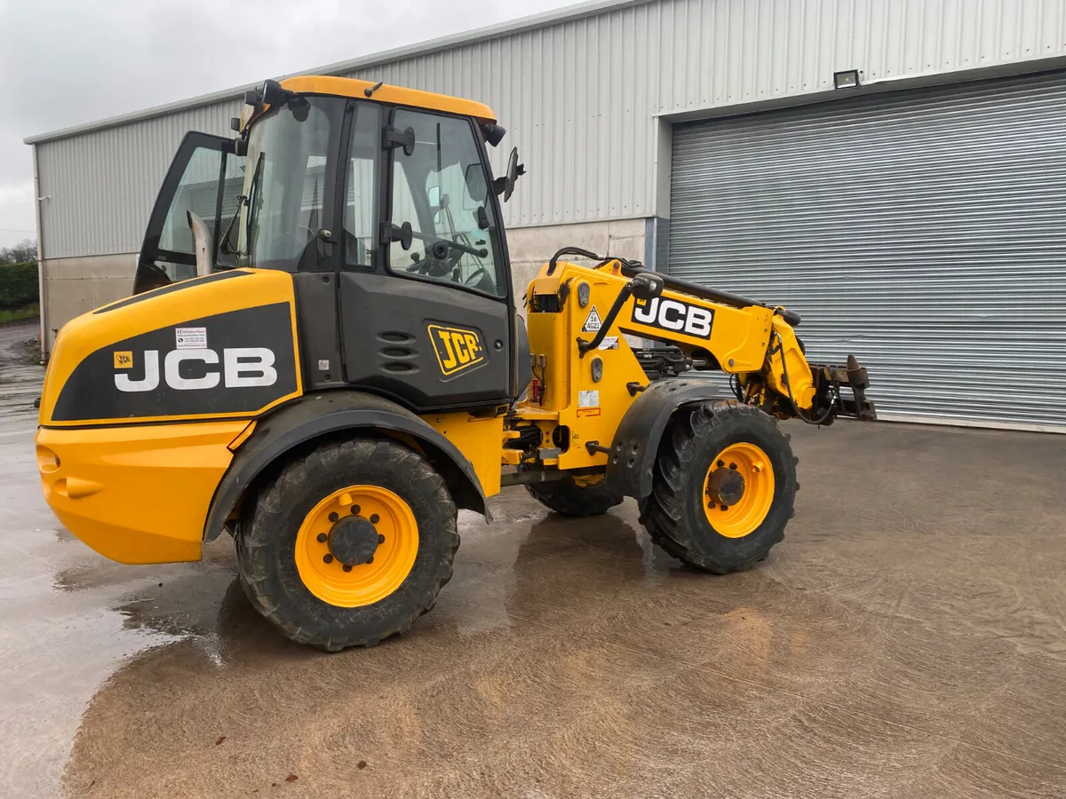 2012 JCB TM220 - Image 2