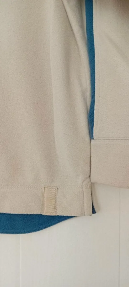 Fleece Jumper 8-9yrs - Image 3