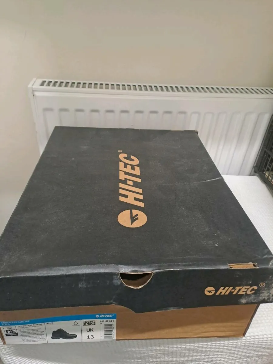 Hi-Tec Eurotrek Lite WP Hiking Boots – UK 13 - Image 3