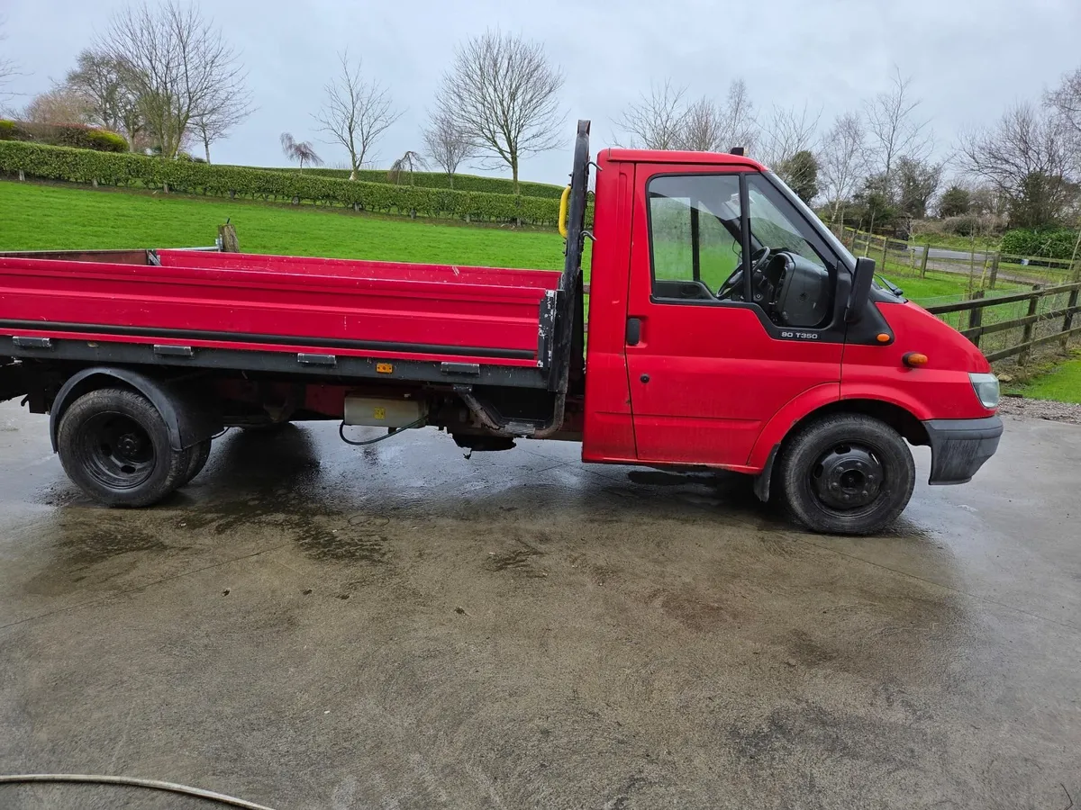 Ford Transit 2004 - Image 1