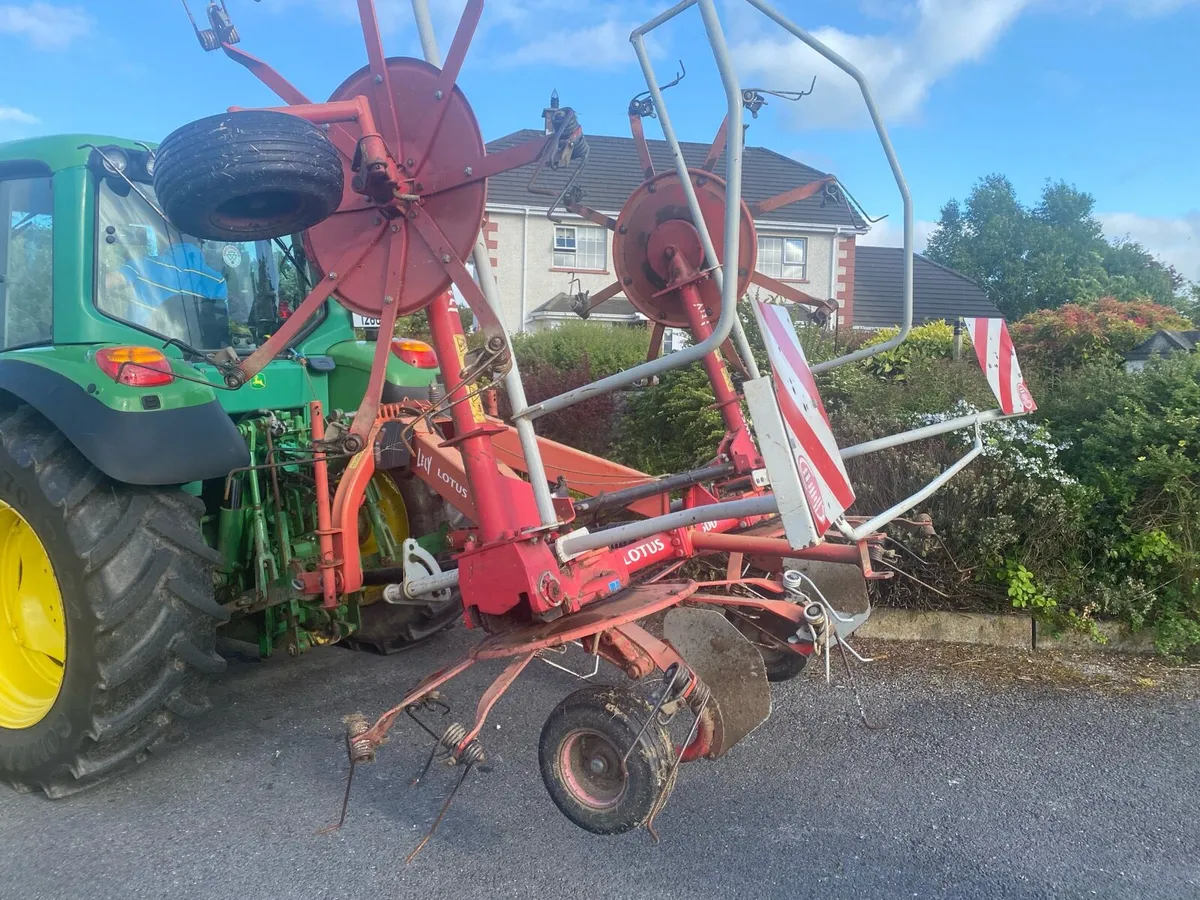 Lely Lotus Stabilo 600 Tedder - Image 1