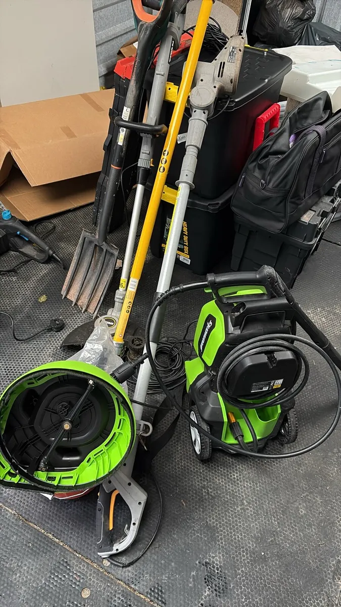 Power washer & garden tools