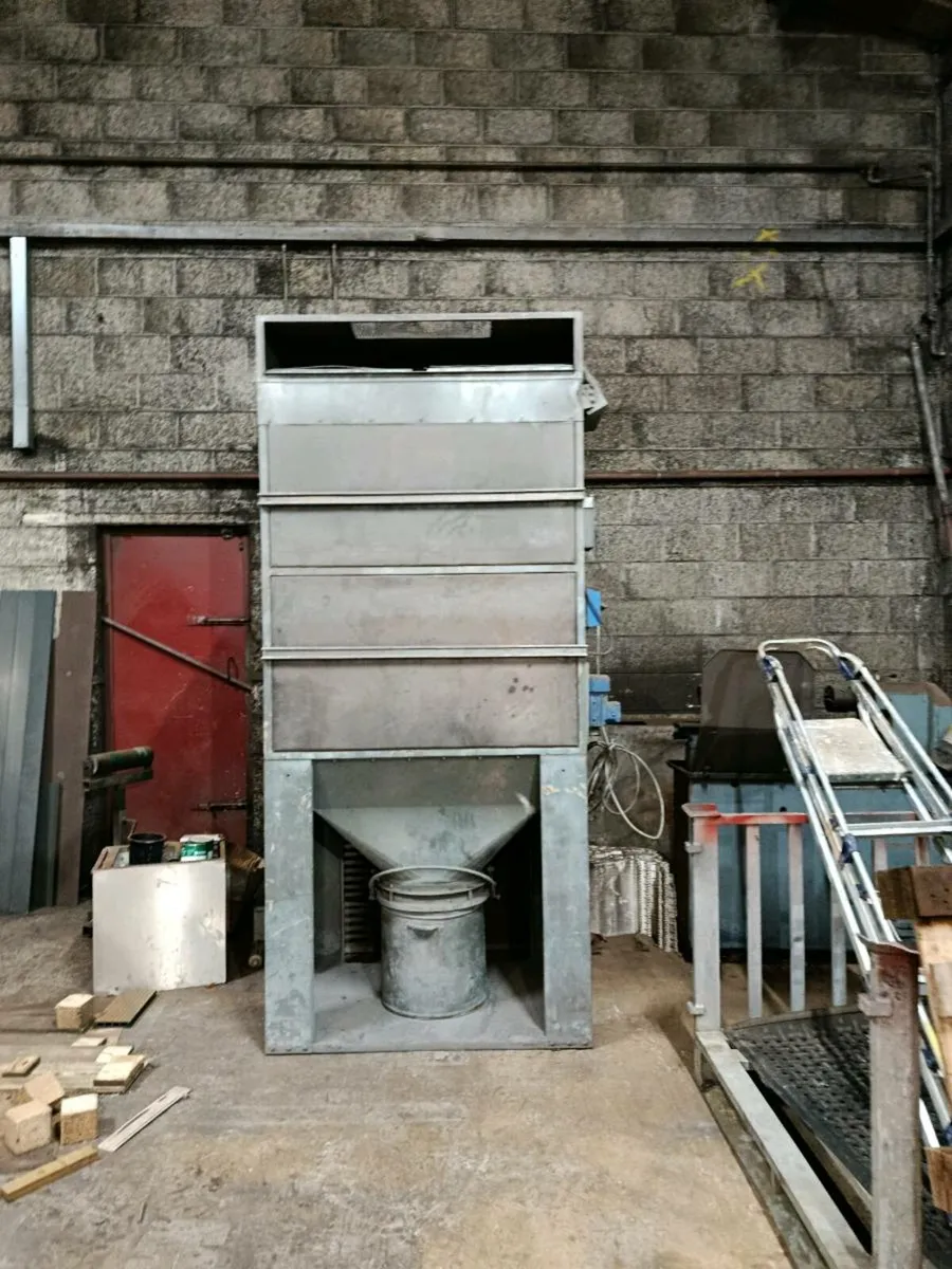 Dust extractor - Image 2