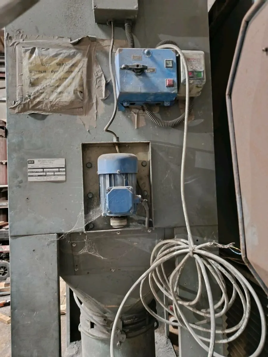 Dust extractor - Image 3