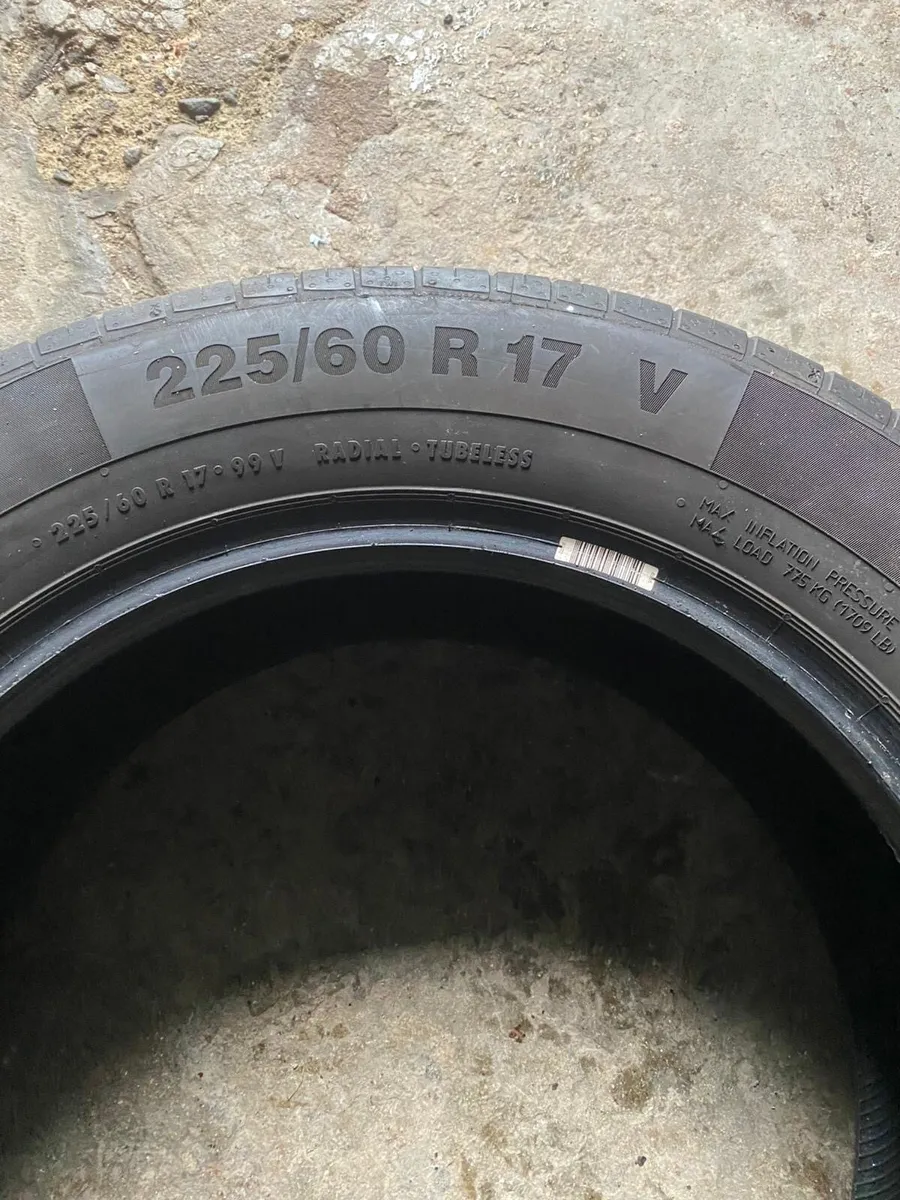 Tyres 4 Part Worn & 1 New - Image 3