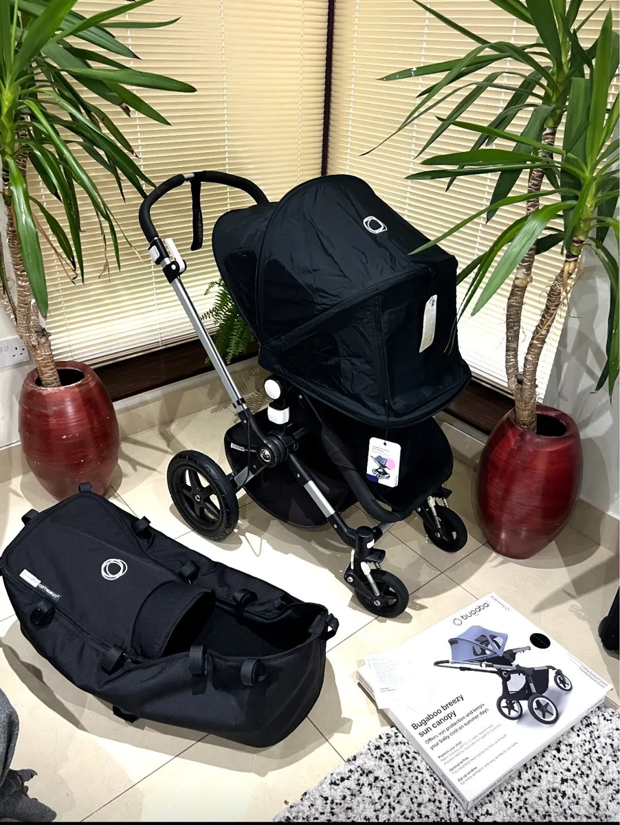 Bugaboo Cameleon 3 NEW HOOD in Swords
